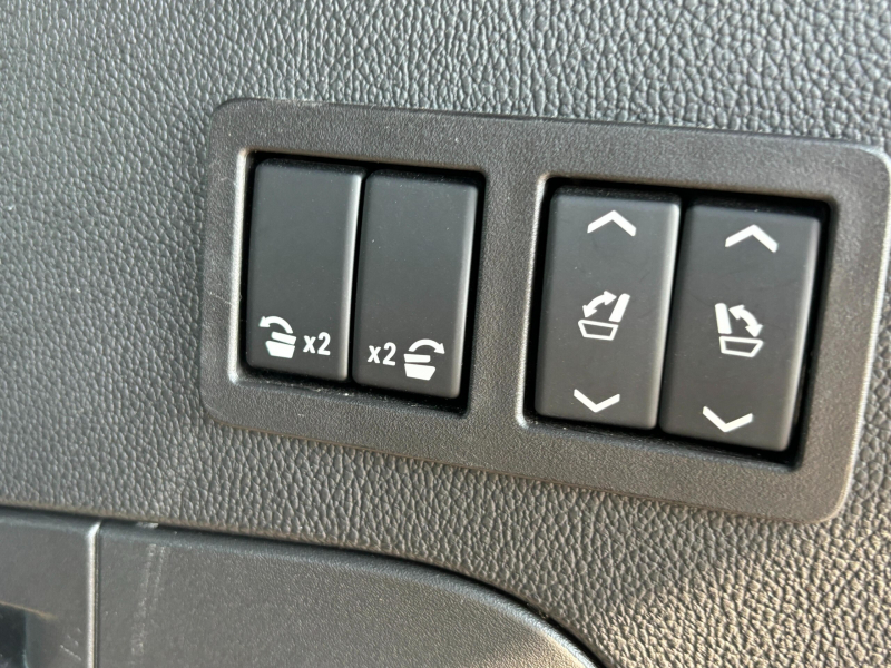 car thumbnails