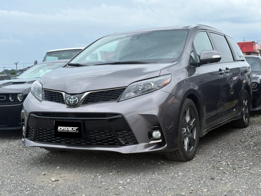 【アメ車買取】USトヨタ　シエナ　SE買取！